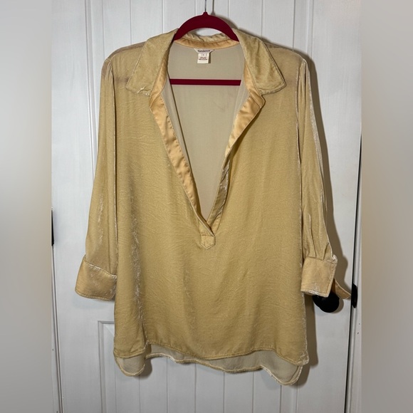 Sundance Yellow Tunic Top - Picture 2 of 8